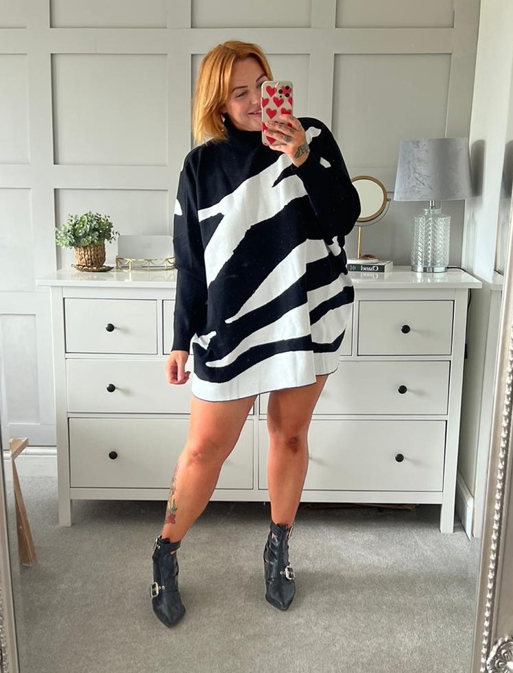 Black \u0026 White Zebra Print Jumper Dress 